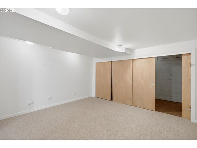 7214 Sw 10TH Ave, Portland, OR 97219