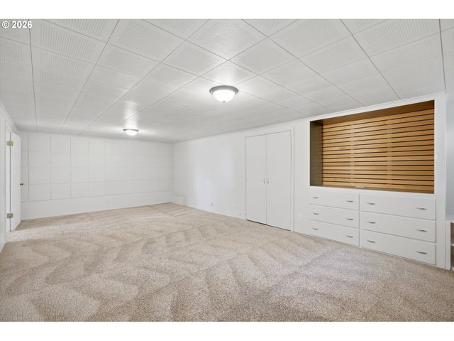 7214 Sw 10TH Ave, Portland, OR 97219