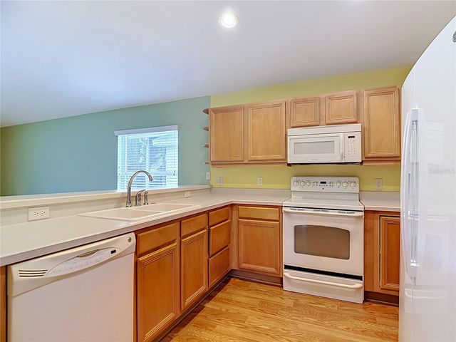 4178 CANNES AVENUE, Lake Wales, FL 33859