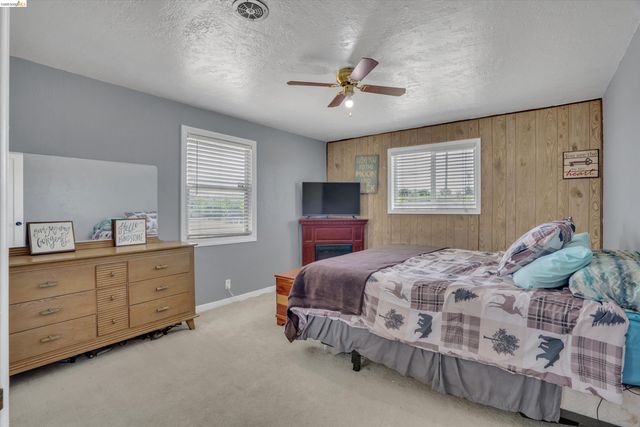 2080 Ohara Ave, Oakley, CA 94561