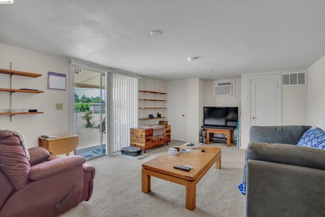 2080 Ohara Ave, Oakley, CA 94561