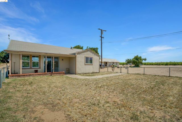 2080 Ohara Ave, Oakley, CA 94561