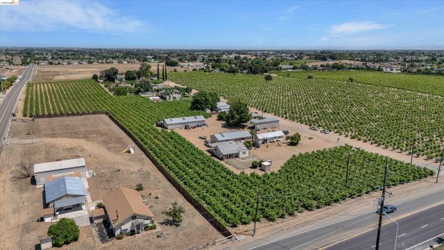 2080 Ohara Ave, Oakley, CA 94561