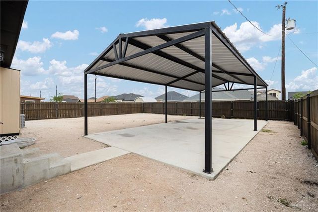 824 Pelican Street, Alamo, TX 78516