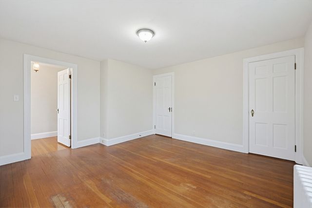 155 Bond St, Norwood, MA 02062