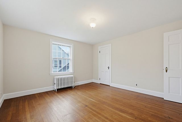 155 Bond St, Norwood, MA 02062