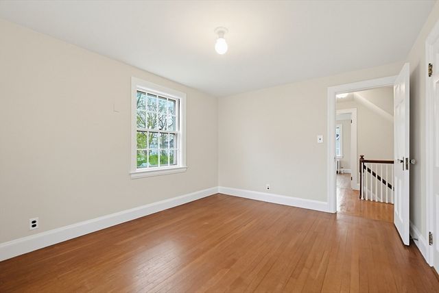 155 Bond St, Norwood, MA 02062