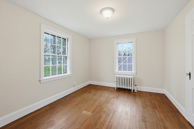 155 Bond St, Norwood, MA 02062