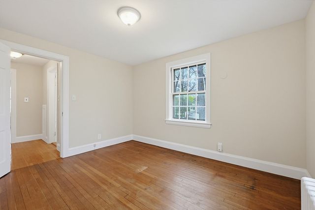 155 Bond St, Norwood, MA 02062