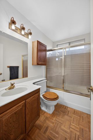 7998 Caceres Way, Sacramento, CA 95823