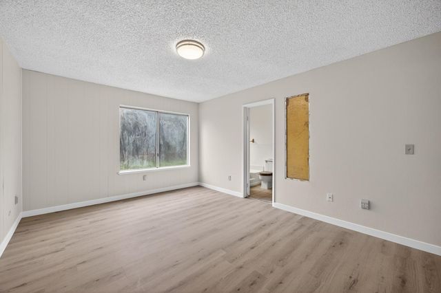 7998 Caceres Way, Sacramento, CA 95823