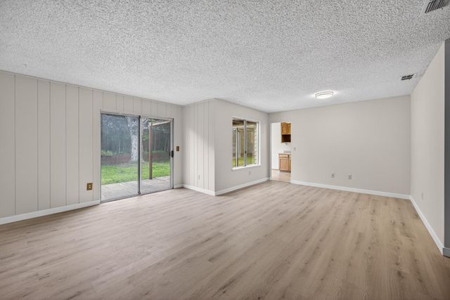 7998 Caceres Way, Sacramento, CA 95823