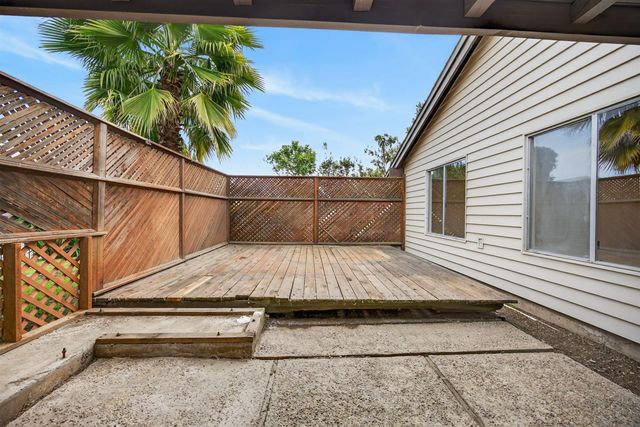 7998 Caceres Way, Sacramento, CA 95823