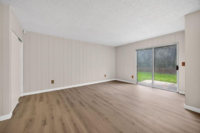 7998 Caceres Way, Sacramento, CA 95823