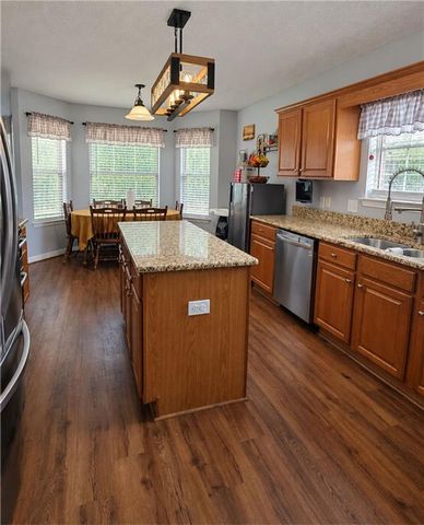 2135 Spring Grove E, Mobile, AL 36695