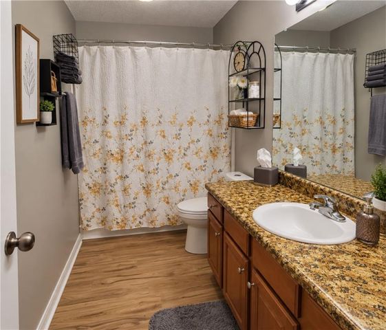 2135 Spring Grove E, Mobile, AL 36695
