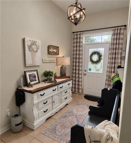 2135 Spring Grove E, Mobile, AL 36695