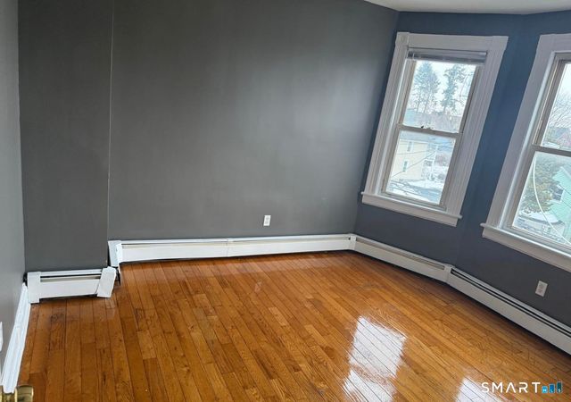 1018 Hancock Avenue 3L, Bridgeport, CT 06605