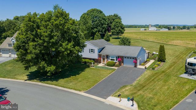 91 BUCHLAND RD, Ephrata, PA 17522