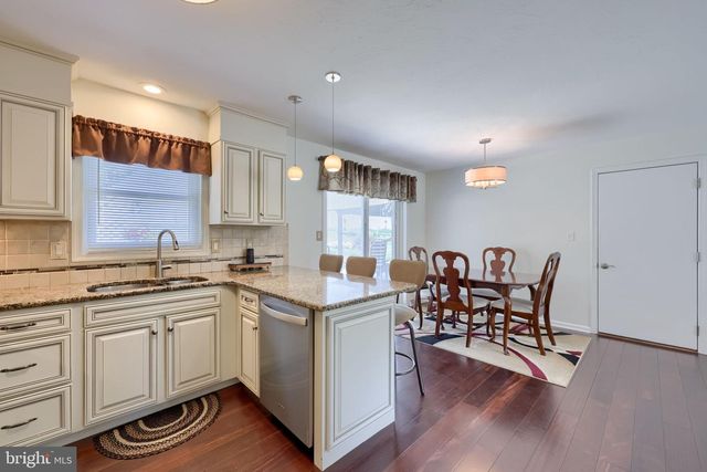 91 BUCHLAND RD, Ephrata, PA 17522