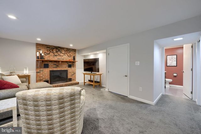 91 BUCHLAND RD, Ephrata, PA 17522