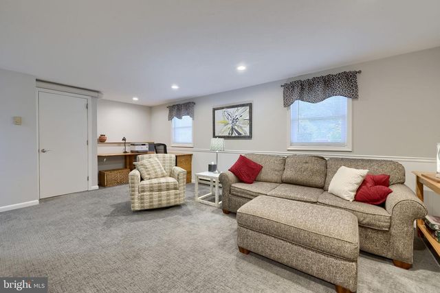 91 BUCHLAND RD, Ephrata, PA 17522