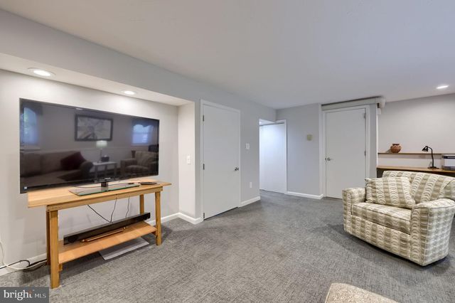 91 BUCHLAND RD, Ephrata, PA 17522