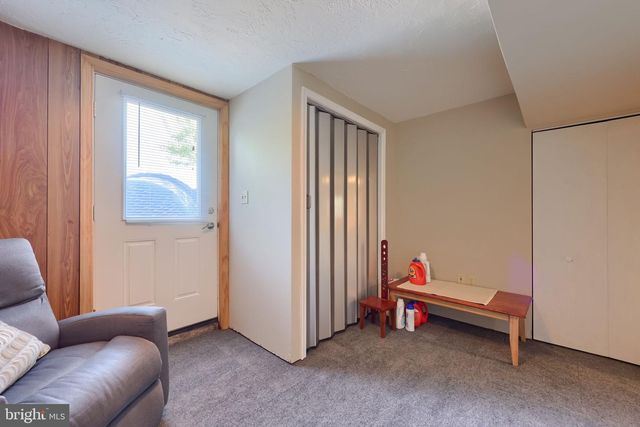 91 BUCHLAND RD, Ephrata, PA 17522