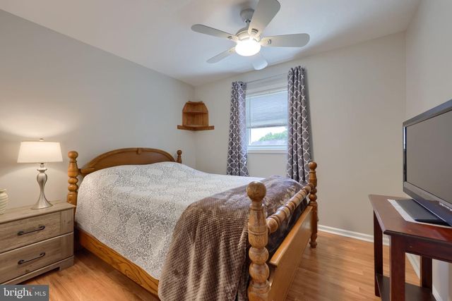 91 BUCHLAND RD, Ephrata, PA 17522