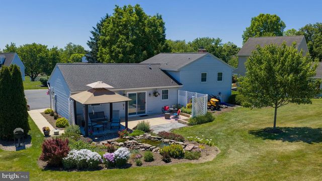 91 BUCHLAND RD, Ephrata, PA 17522