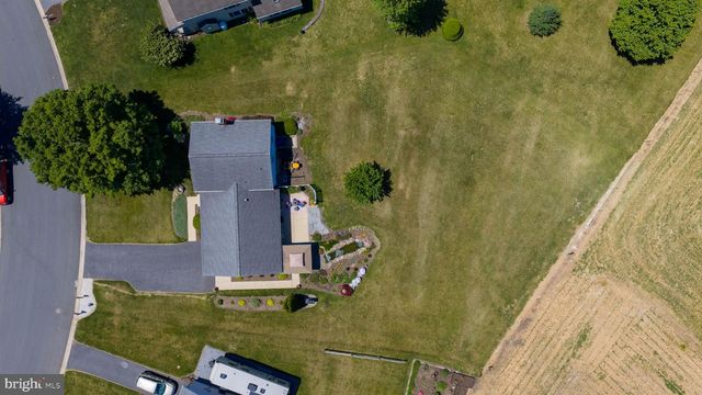 91 BUCHLAND RD, Ephrata, PA 17522