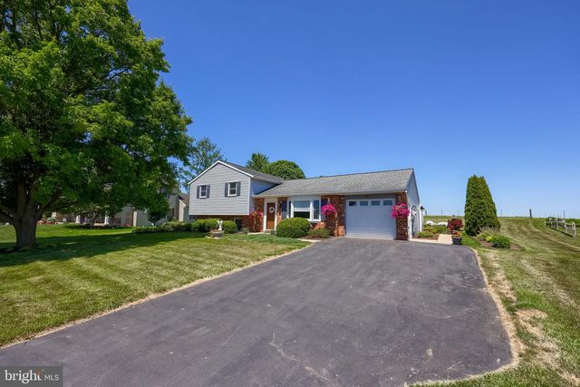 91 BUCHLAND RD, Ephrata, PA 17522