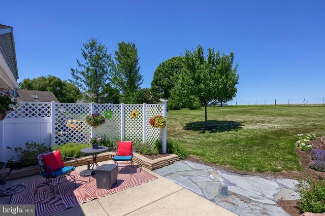 91 BUCHLAND RD, Ephrata, PA 17522