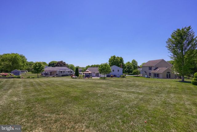 91 BUCHLAND RD, Ephrata, PA 17522