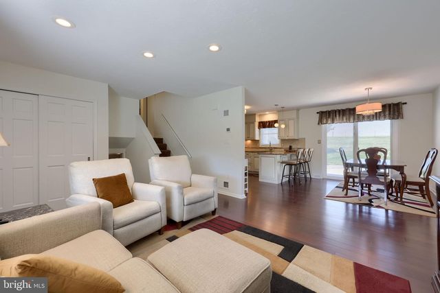 91 BUCHLAND RD, Ephrata, PA 17522