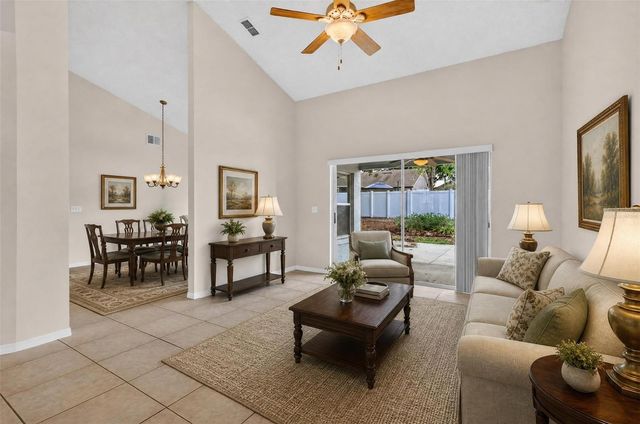 2615 MAYWOOD ST, Eustis, FL 32726