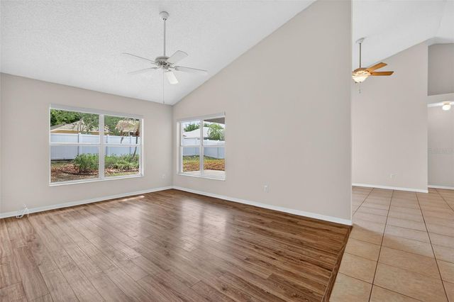 2615 MAYWOOD ST, Eustis, FL 32726