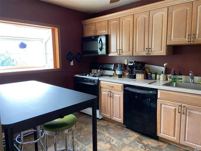 2861 Terrell Avenue, Oceanside, NY 11572