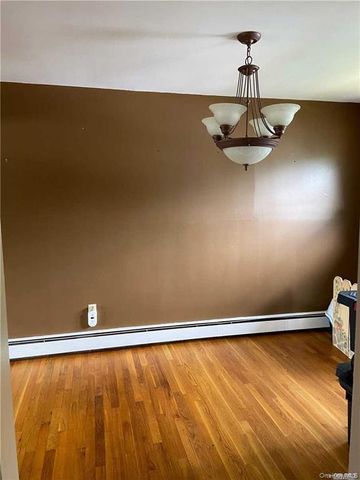 2861 Terrell Avenue, Oceanside, NY 11572