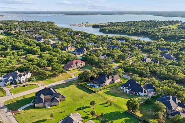 1000 Braewood Court, Oak Point, TX 75068