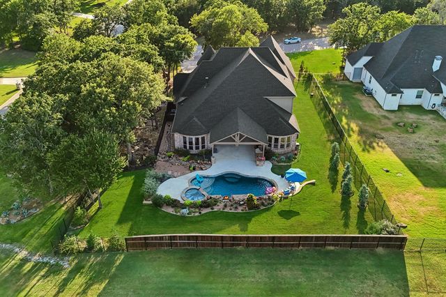 1000 Braewood Court, Oak Point, TX 75068