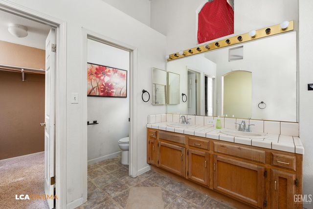 3515 Bathurst Avenue, Bakersfield, CA 93313