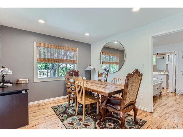 1525 S Bellaire St, Denver, CO 80222