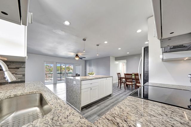 516 Osprey Drive 16c, Delray Beach, FL 33444