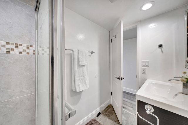 516 Osprey Drive 16c, Delray Beach, FL 33444