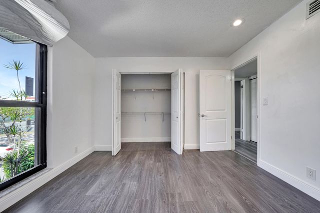 516 Osprey Drive 16c, Delray Beach, FL 33444