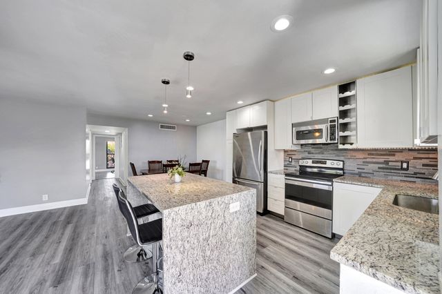 516 Osprey Drive 16c, Delray Beach, FL 33444