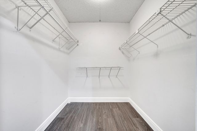 516 Osprey Drive 16c, Delray Beach, FL 33444