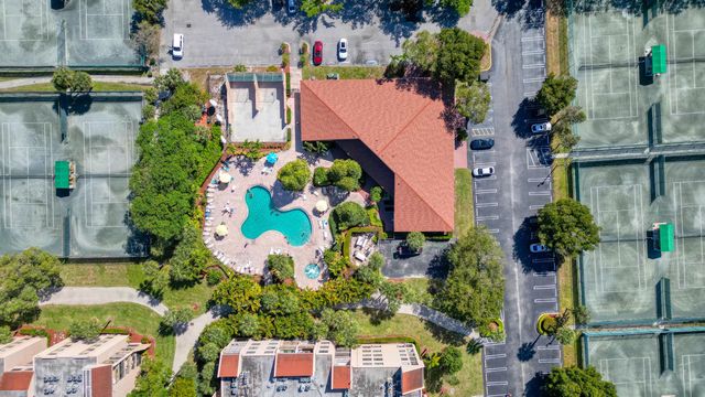 516 Osprey Drive 16c, Delray Beach, FL 33444
