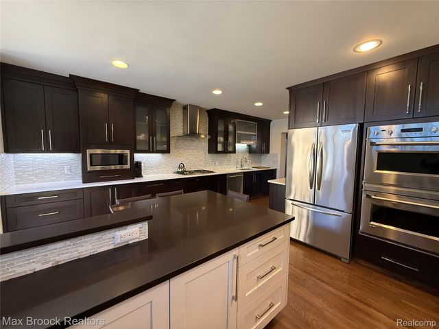 32696 Ravine Drive, Franklin Village, MI 48025